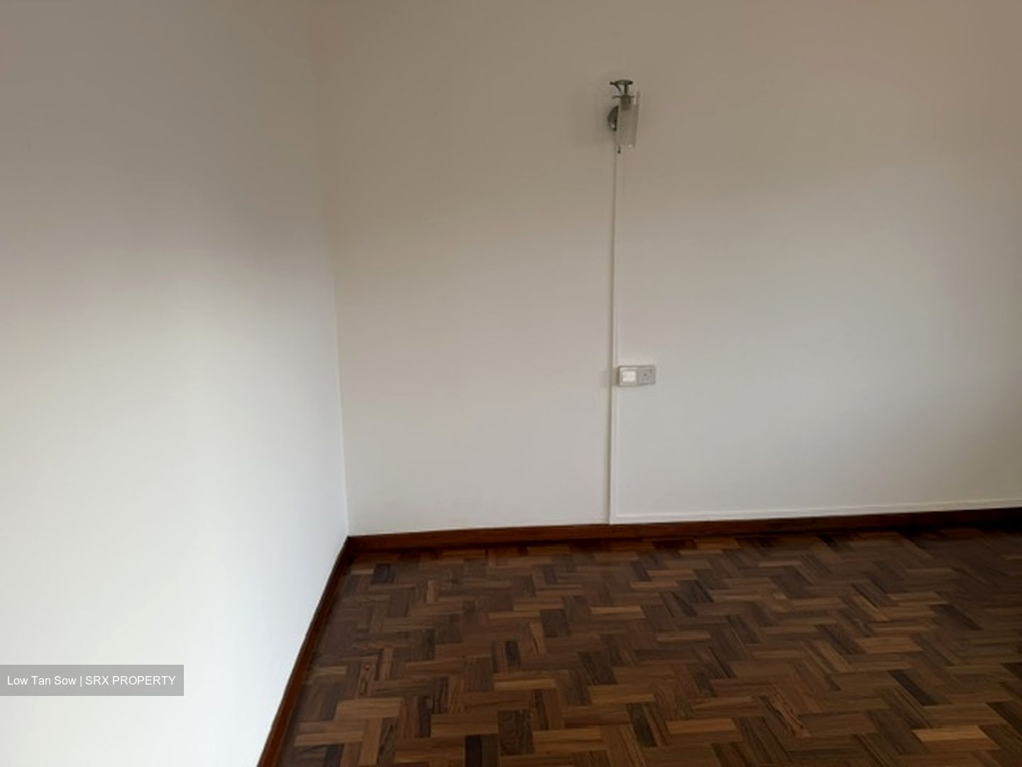 Golden Hill Estate (D19), Terrace #609049321